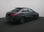 Mercedes-Benz A-Klasse 200 AMG Line Limousine + PANORAMISCH, Auto's, Stof, Zwart, 4 cilinders, Zwart