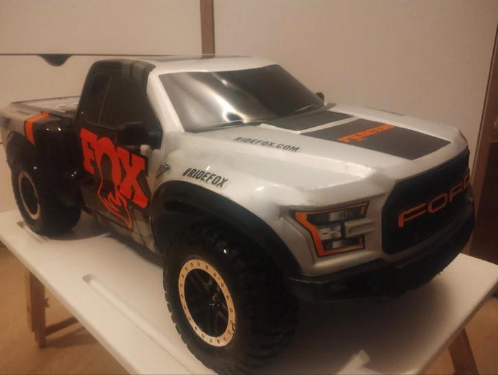 Traxxas Fox Raptor Slash 2WD, Hobby en Vrije tijd, Modelbouw | Radiografisch | Auto's, Ophalen of Verzenden