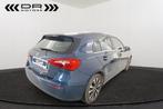 Mercedes-Benz A 180 7G TRONIC BUSINESS SOLUTION - NAVI -, 4 deurs, 4 cilinders, Bedrijf, Te koop