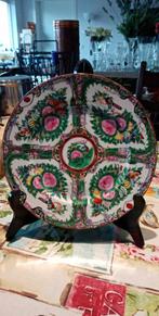 sierbord met chinees motief diam 27 cm, Antiek en Kunst, Antiek | Keramiek en Aardewerk, Ophalen of Verzenden