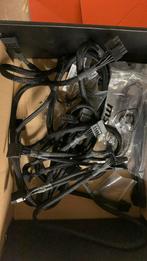 Lot SATA kabels, Comme neuf, Enlèvement ou Envoi