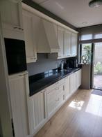 Moderne brocante witte keuken met granieten bladGEDEMONTEERD, Huis en Inrichting, Wit, Graniet of Steen, Enkelwandige keuken, Ophalen of Verzenden