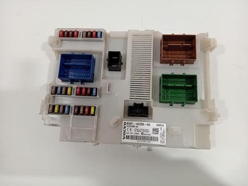 ZEKERINGKAST Volvo V60 I (FW / GW) (31327995|31327995AA), Auto-onderdelen, Elektronica en Kabels, Volvo, Gebruikt