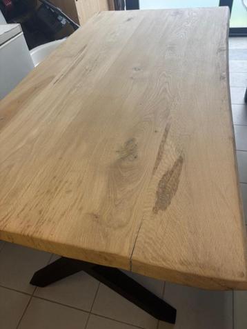 Boomstamtafel beschikbaar voor biedingen