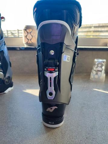 Skischoenen maat 25. Nieuw van dit seizoen, slechts 6 dagen  beschikbaar voor biedingen