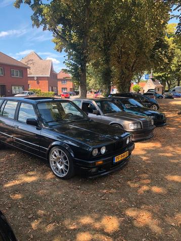 Bmw e30 328i touring m tech 2 met getunede m52 motor, Autos, Cuir, Achat, Boîte manuelle, 5 portes