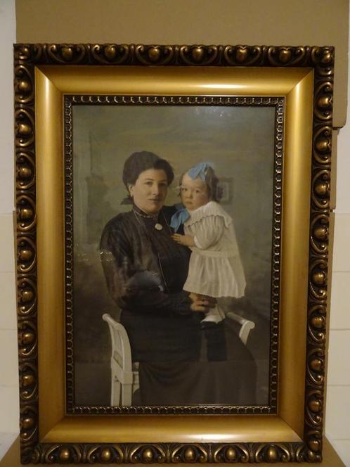 Antieke lijst foto babyfoto 72x96cm 1860-1890 Afhalen 199eur, Antiek en Kunst, Antiek | Woonaccessoires, Ophalen of Verzenden
