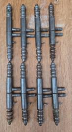 Oude scharnieren, Antiek en Kunst, Antiek | Meubels | Kasten, Ophalen of Verzenden