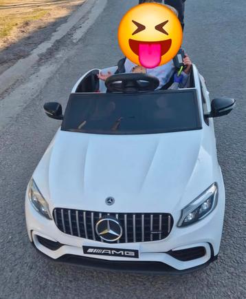 Grote electriche mercedes beschikbaar voor biedingen