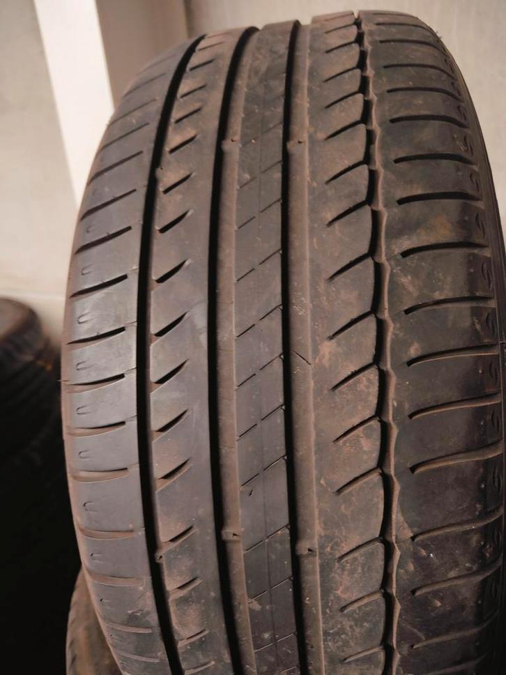 225/55r16 Michelin 35€ per stuk met plaatsen 225/55/16 r16, Auto-onderdelen, Besturing, Ophalen of Verzenden