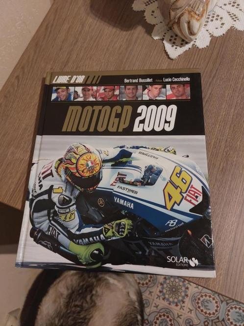 MotoGP 2009 - Livre d'Or, Boeken, Sportboeken, Gelezen, Overige sporten, Verzenden