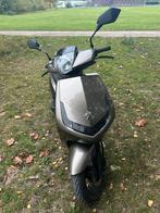 peugeot vivacity 3 A klasse 50cc 4 takt, Fietsen en Brommers, Ophalen, Klasse A (25 km/u), Zo goed als nieuw, Benzine