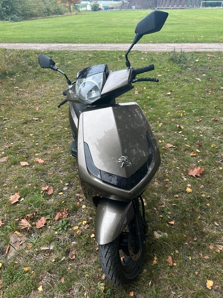 peugeot vivacity 3 A klasse 50cc 4 takt, Fietsen en Brommers, Scooters | Peugeot, Zo goed als nieuw, Vivacity, Klasse A (25 km/u)