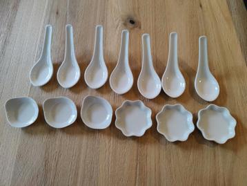 13 amusebordjes beschikbaar voor biedingen