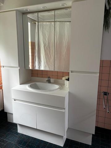 Badkamer spiegel  beschikbaar voor biedingen