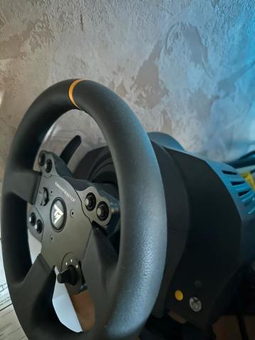 Thrustmaster TX Leather Edition Racestuur, pedalen, shifter beschikbaar voor biedingen