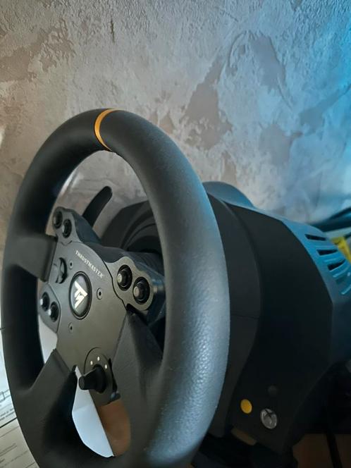 Thrustmaster TX Leather Edition Racestuur, pedalen, shifter, Games en Spelcomputers, Spelcomputers | Xbox | Accessoires, Xbox Series X