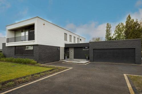 Ruime villa te Oosterzele op 1800 m², Immo, Huizen en Appartementen te koop, Provincie Oost-Vlaanderen, 1500 m² of meer, Vrijstaande woning