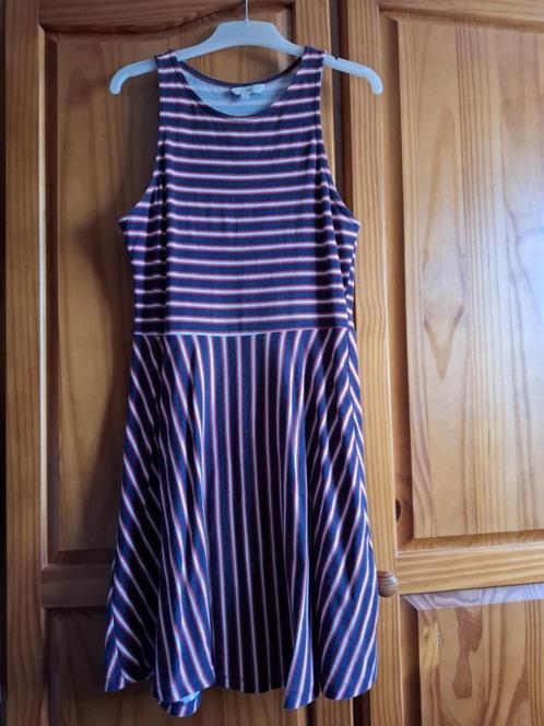 Robe rayée bleu marine / rouge / blanc taille M, Kleding | Dames, Jurken, Gedragen, Maat 38/40 (M), Blauw, Ophalen