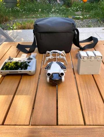 DJI Mini 3 Pro mit DJI RC Smart beschikbaar voor biedingen