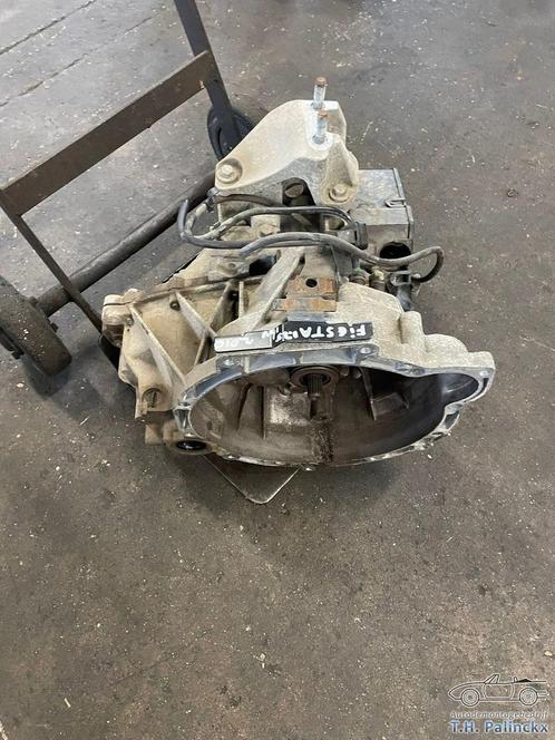 Versnellingsbak Ford Fiesta 1.25 16V bouwjaar 2010, Auto-onderdelen, Transmissie en Toebehoren, Ford, Gebruikt, Ophalen of Verzenden