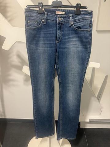Joli jean Liu Jo taille 31, Enlèvement ou Envoi, Liu Jo, Comme neuf, W30 - W32 (confection 38/40)