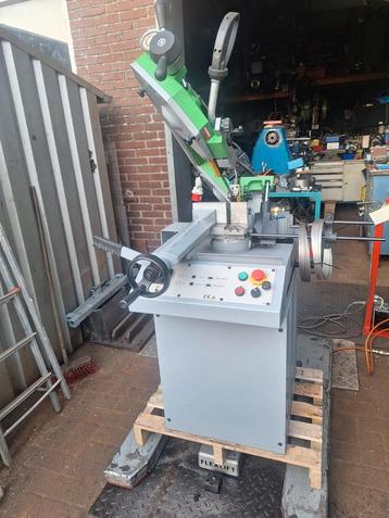 Bandzaagmachine  beschikbaar voor biedingen