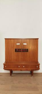 Vintage retro commode lowboard sideboard barkast, Huis en Inrichting, Ophalen, Zo goed als nieuw