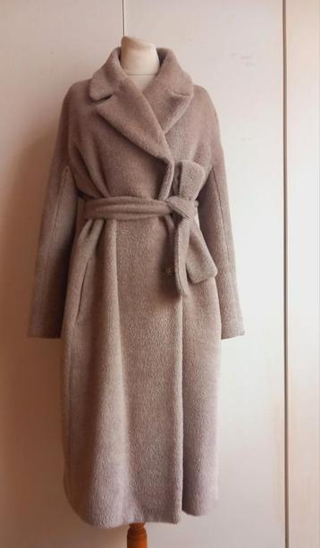 Max Mara mantel nieuw beschikbaar voor biedingen