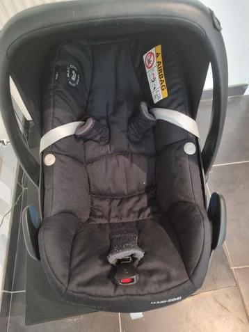 Maxi cosi pebble pro i-size + family fix 3 + accessoires, Ophalen, Gebruikt, Maxi-Cosi