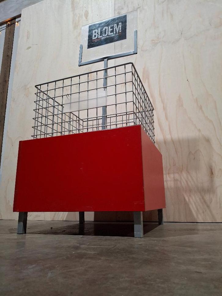 Winkelinrichting verkoopbakken, Hobby en Vrije tijd, Tekenen, Gebruikt, Ophalen