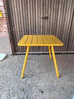 2 tafels Miel 80*80cm FERMOB, Ophalen, Zo goed als nieuw