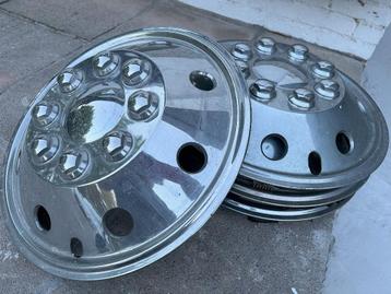 16 inch wieldeksels voor camper of bestelwagen beschikbaar voor biedingen