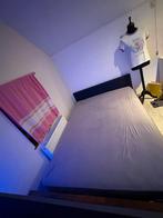 Lit 2 personnes avec matelas, Enlèvement ou Envoi, Comme neuf, Deux personnes