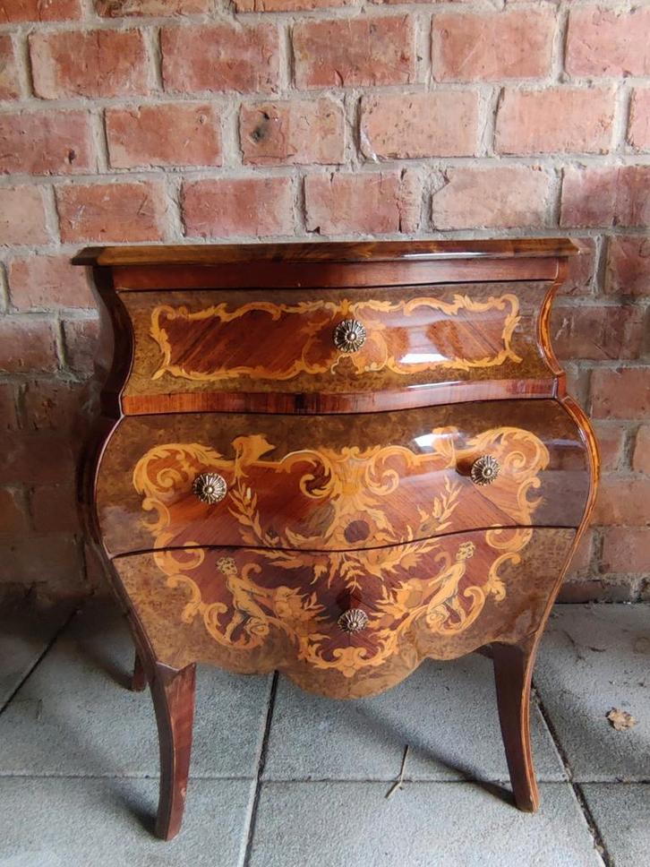 Italiaanse Bombe Commede Ladekast, Antiek en Kunst, Antiek | Meubels | Kasten, Ophalen