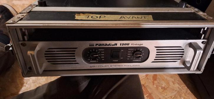 2 dj boxen 400watt (8ohm)  + versterker dap paladium 1200, Audio, Tv en Foto, Luidsprekerboxen, Gebruikt, Front, Rear of Stereo speakers