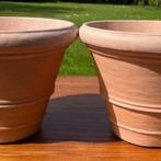 2 ronde potten gemaakt van synthetisch materiaal, Tuin en Terras, Ophalen, Gebruikt, Kunststof