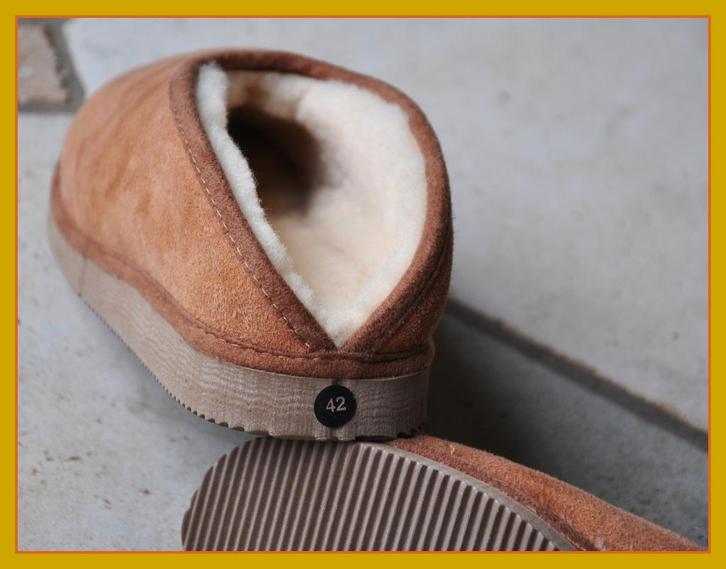 Giesswein Pantoffels met Schapenwol - maat 42 - NIEUW !!!!, Vêtements | Hommes, Chaussures, Neuf, Pantoufles, Brun, Enlèvement ou Envoi