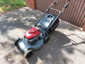 HONDA Grasmachine Zelftrekker HRH beschikbaar voor biedingen