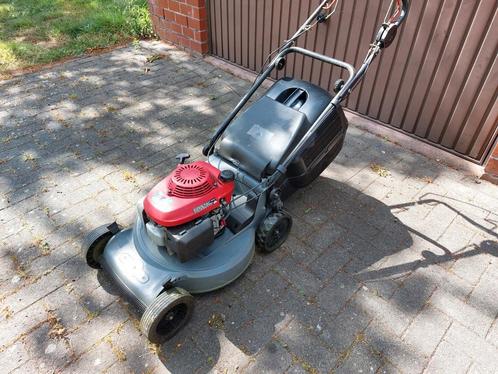 HONDA Grasmachine Zelftrekker HRH, Tuin en Terras, Grasmaaiers, Zo goed als nieuw, Ophalen