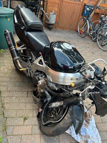 Honda cbr 900 bj 99 ongevalmotor beschikbaar voor biedingen