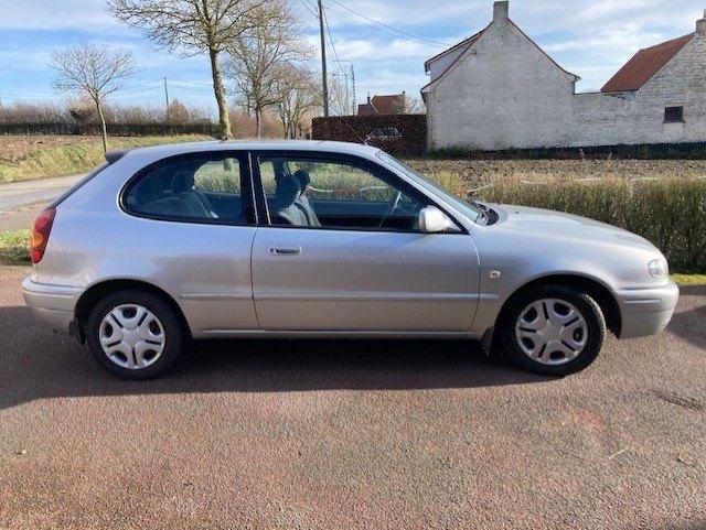 Toyota Corolla VVT-I  Gekeurd voor Verkoop, Autos, Toyota, Particulier, Corolla, Verrouillage central, Essence, Boîte manuelle