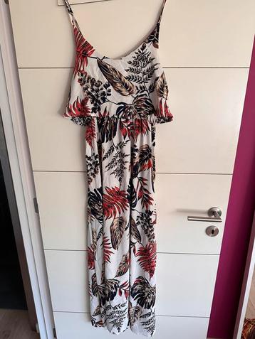 Lange jurk M/l, Kleding | Dames, Ophalen of Verzenden, Zo goed als nieuw, Maat 38/40 (M), Wit