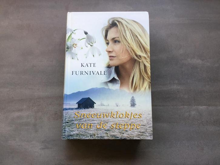 K. Furnivall - Sneeuwklokjes van de steppe, Boeken, Romans, Ophalen