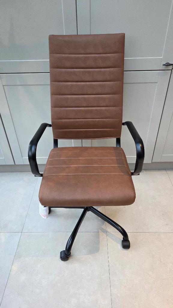 Chaise De Bureau marron - Neuve, Maison & Meubles, Chaises de bureau, Neuf, Chaise de bureau, Brun, Enlèvement ou Envoi