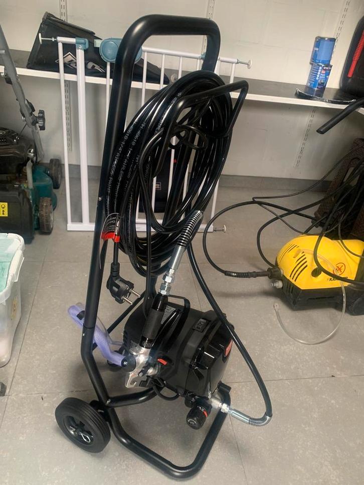 Airless verfspuitmachine, Tuin en Terras, Hogedrukreinigers, Zo goed als nieuw, Ophalen of Verzenden