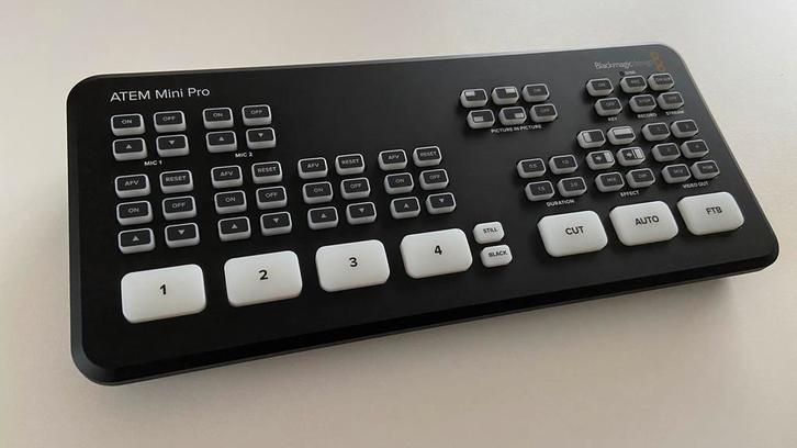 Blackmagic Design ATEM Mini PRO, TV, Hi-fi & Vidéo, Caméscopes numériques, Comme neuf, Autres types, Autres marques, Full HD, Enlèvement