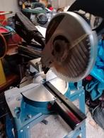 Scie à onglet radiale 1800 watts sur pied, Bricolage & Construction, Outillage | Scies mécaniques, 70 mm ou plus, Comme neuf, Enlèvement