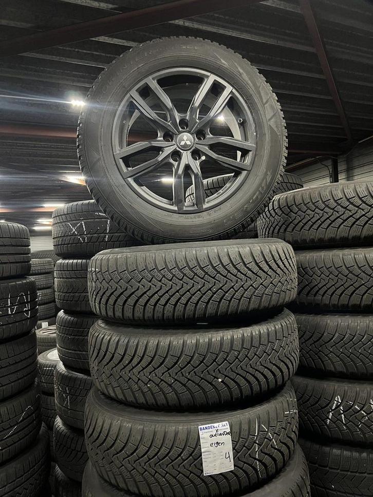 Originele winterset Mitsubishi Outlander, Autos : Pièces & Accessoires, Pneus & Jantes, Pneus et Jantes, Pneus hiver, 17 pouces