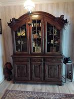 Vol eiken glaskast, Enlèvement